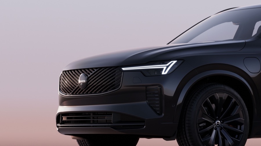 2026 Volvo XC90 front safety exterior