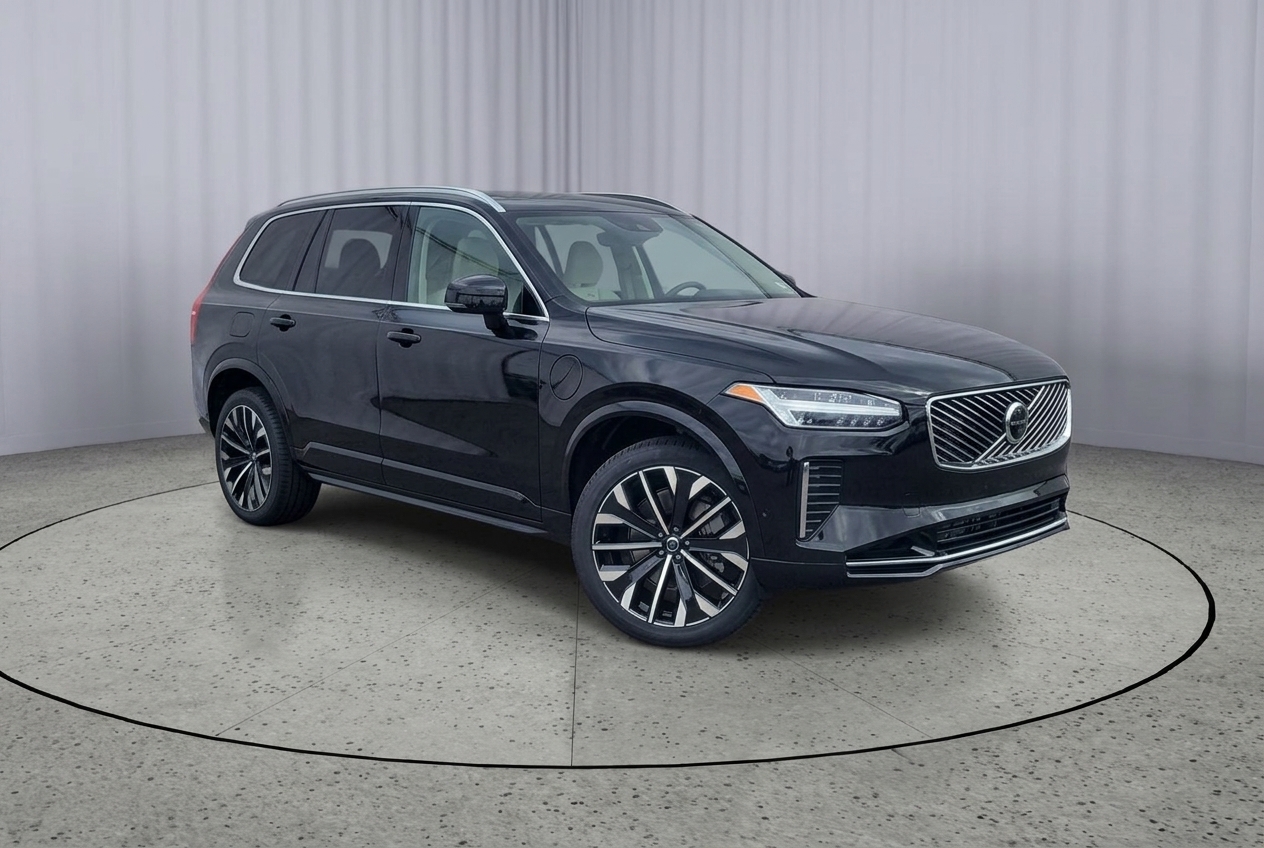 Volvo XC90 rear view — three-row luxury SUV for Southwest Florida families near Fort Myers and Naples